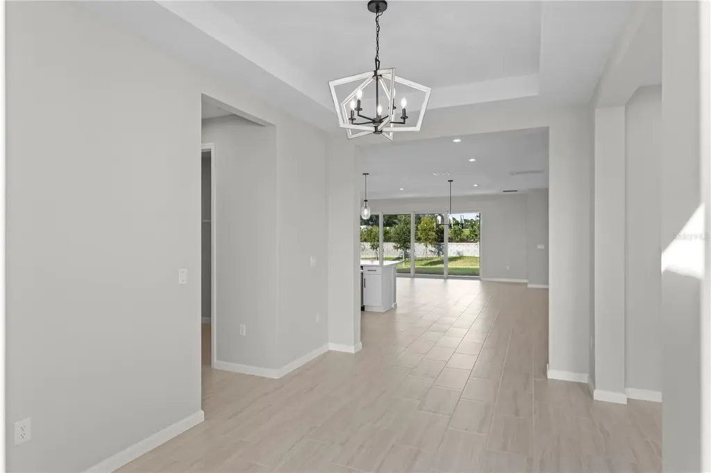 563 Hammock Oaks Boulevard Lady Lake FL 32159