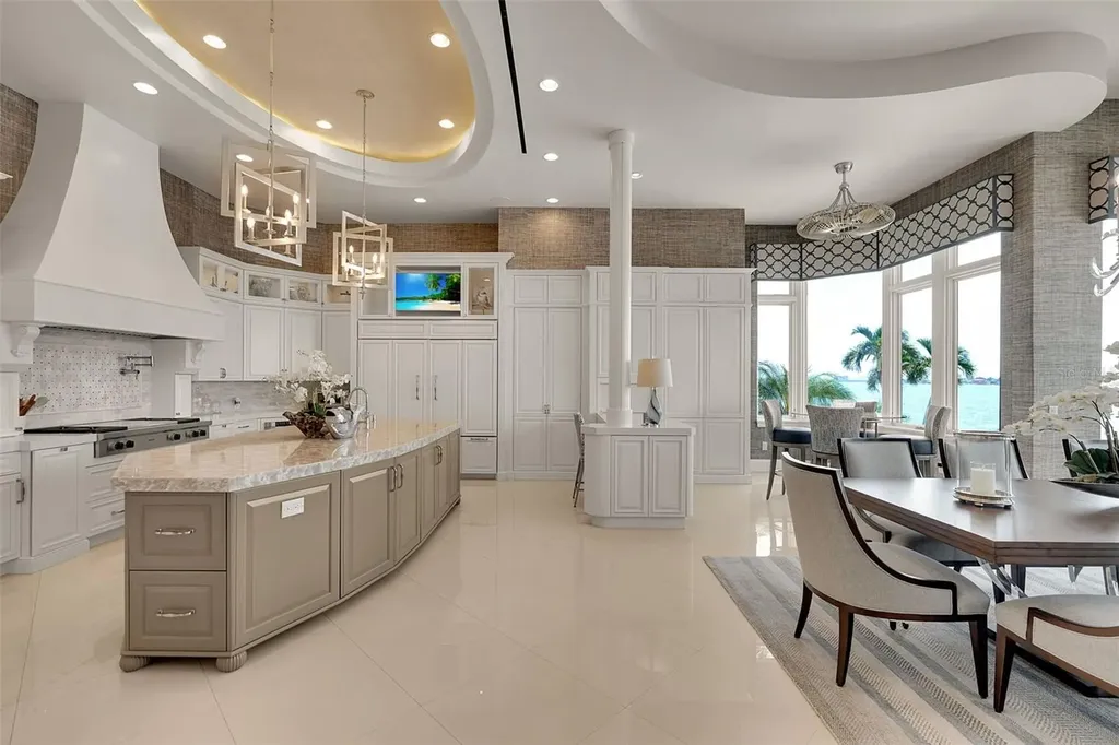 1372 Harbor Drive Sarasota FL 34239