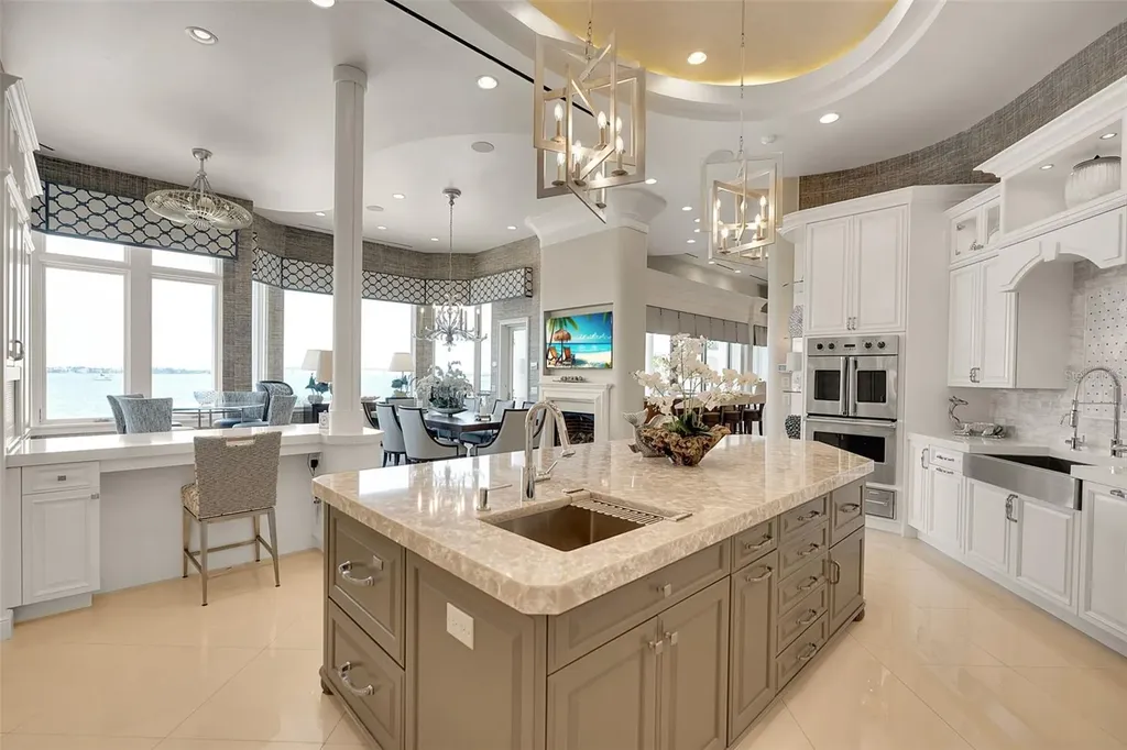 1372 Harbor Drive Sarasota FL 34239