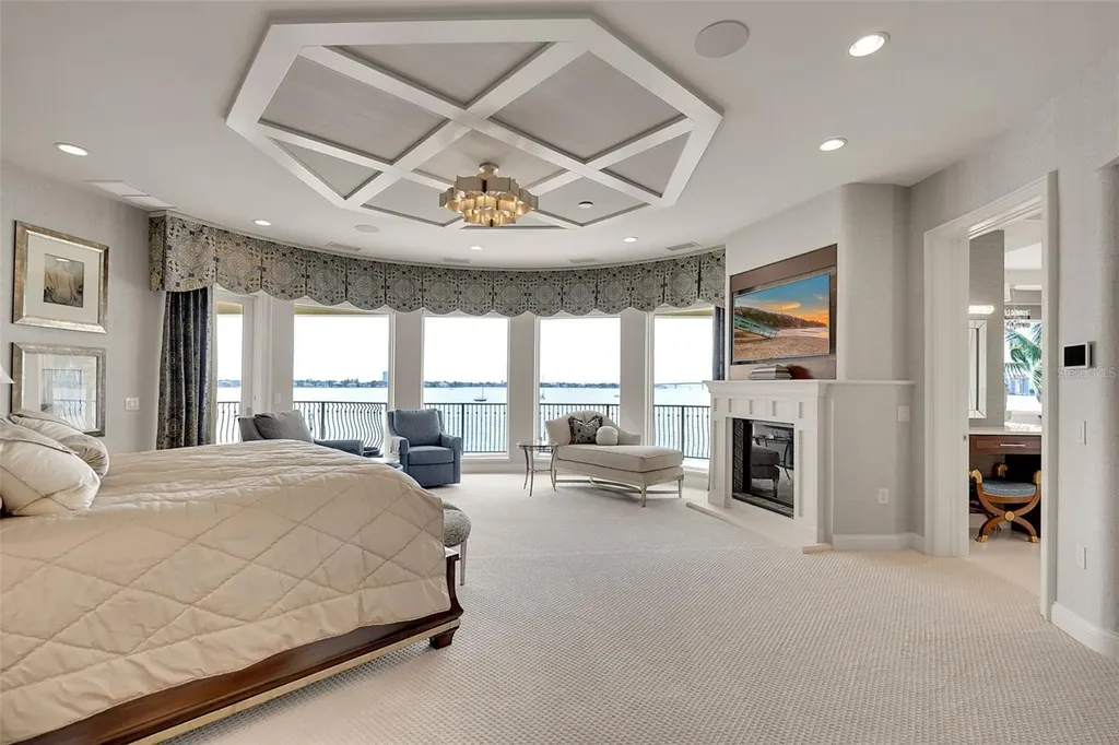 1372 Harbor Drive Sarasota FL 34239