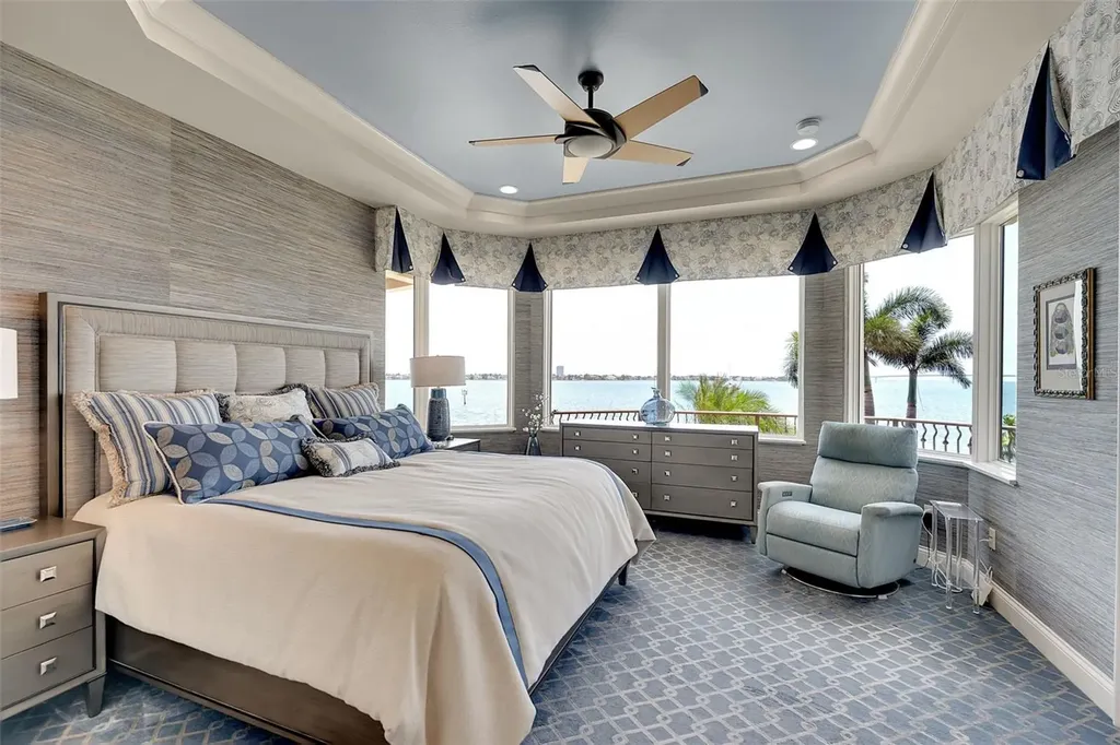 1372 Harbor Drive Sarasota FL 34239