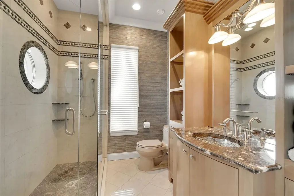 1372 Harbor Drive Sarasota FL 34239