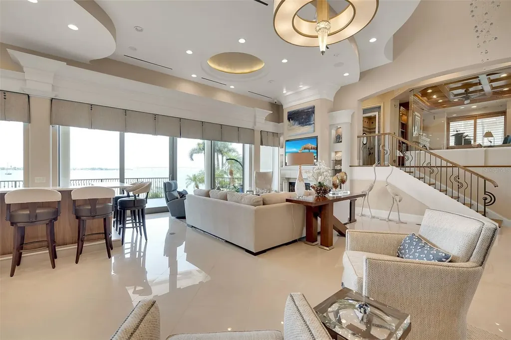 1372 Harbor Drive Sarasota FL 34239