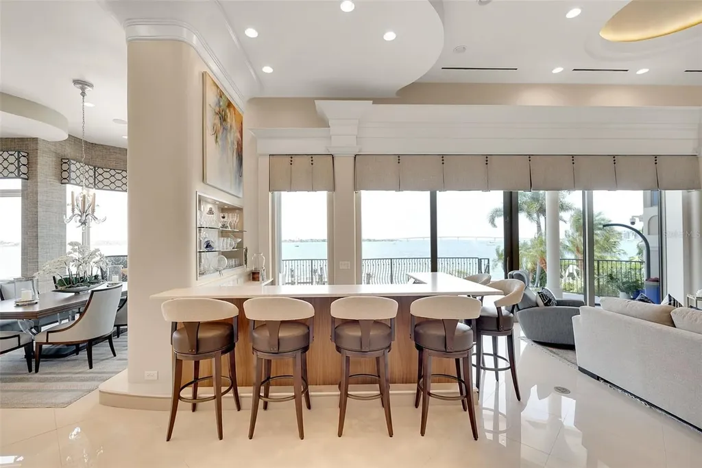 1372 Harbor Drive Sarasota FL 34239