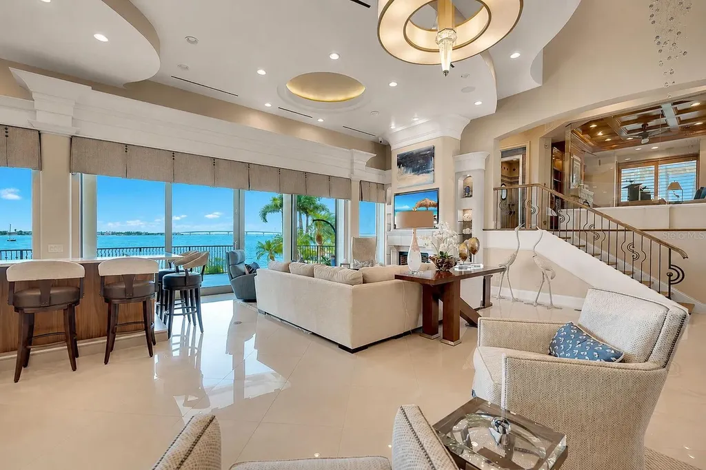 1372 Harbor Drive Sarasota FL 34239