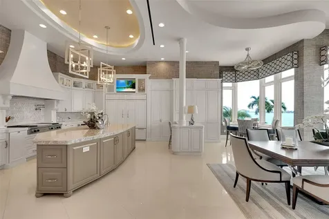 1372 Harbor Drive Sarasota FL 34239