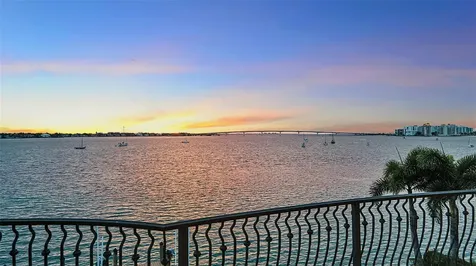 1372 Harbor Drive Sarasota FL 34239