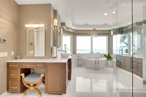 1372 Harbor Drive Sarasota FL 34239