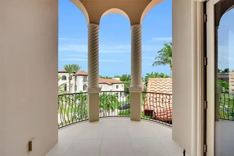1372 Harbor Drive Sarasota FL 34239