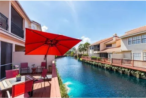10432 La Mirage Court Tampa FL 33615