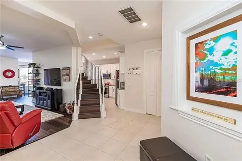 10432 La Mirage Court Tampa FL 33615