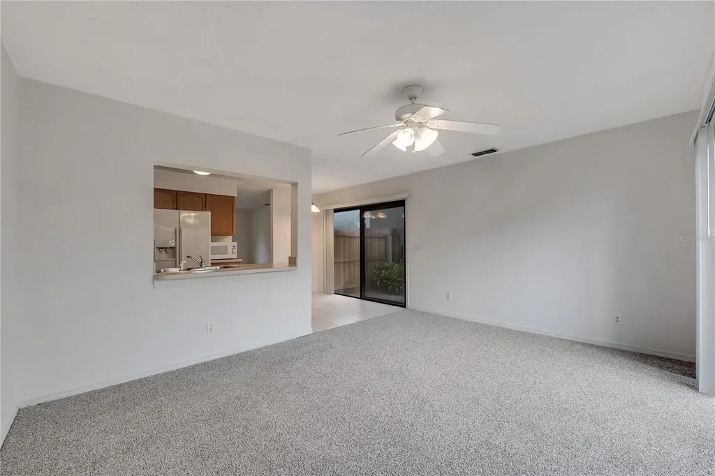 16547 Lake Brigadoon Circle Tampa FL 33618