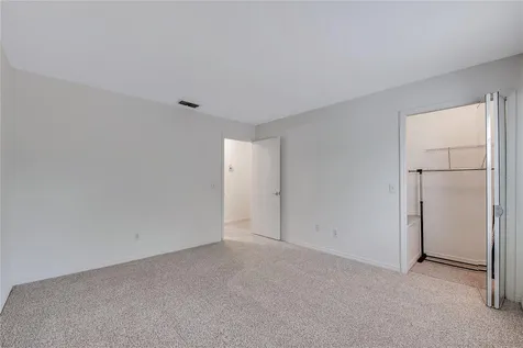 16547 Lake Brigadoon Circle Tampa FL 33618
