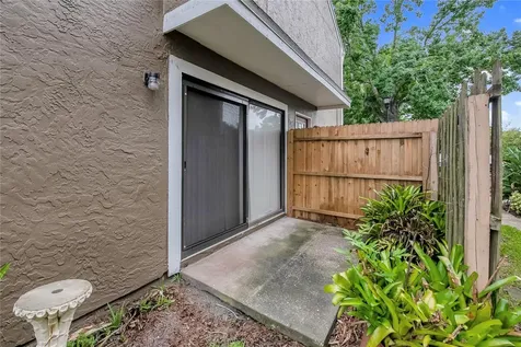 16547 Lake Brigadoon Circle Tampa FL 33618