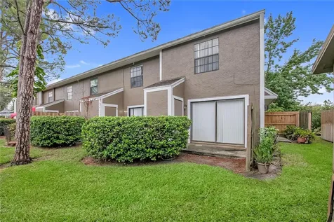 16547 Lake Brigadoon Circle Tampa FL 33618