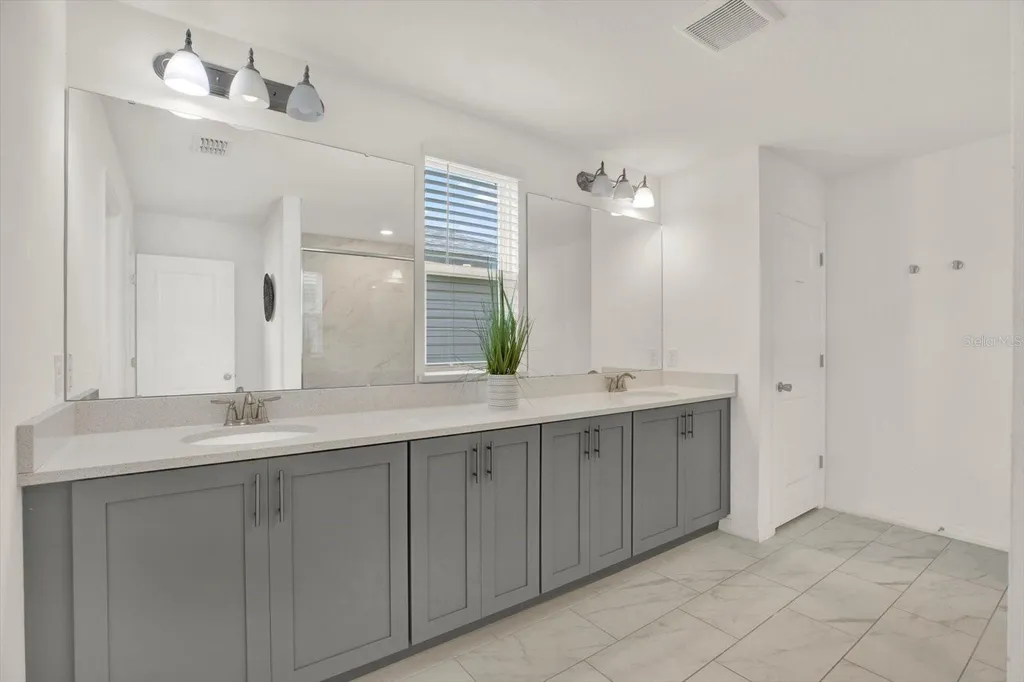 2310 Lancashire Street Davenport FL 33896