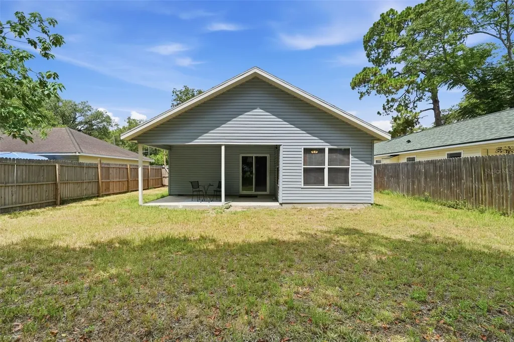 2611 NW 1st Avenue Ocala FL 34475