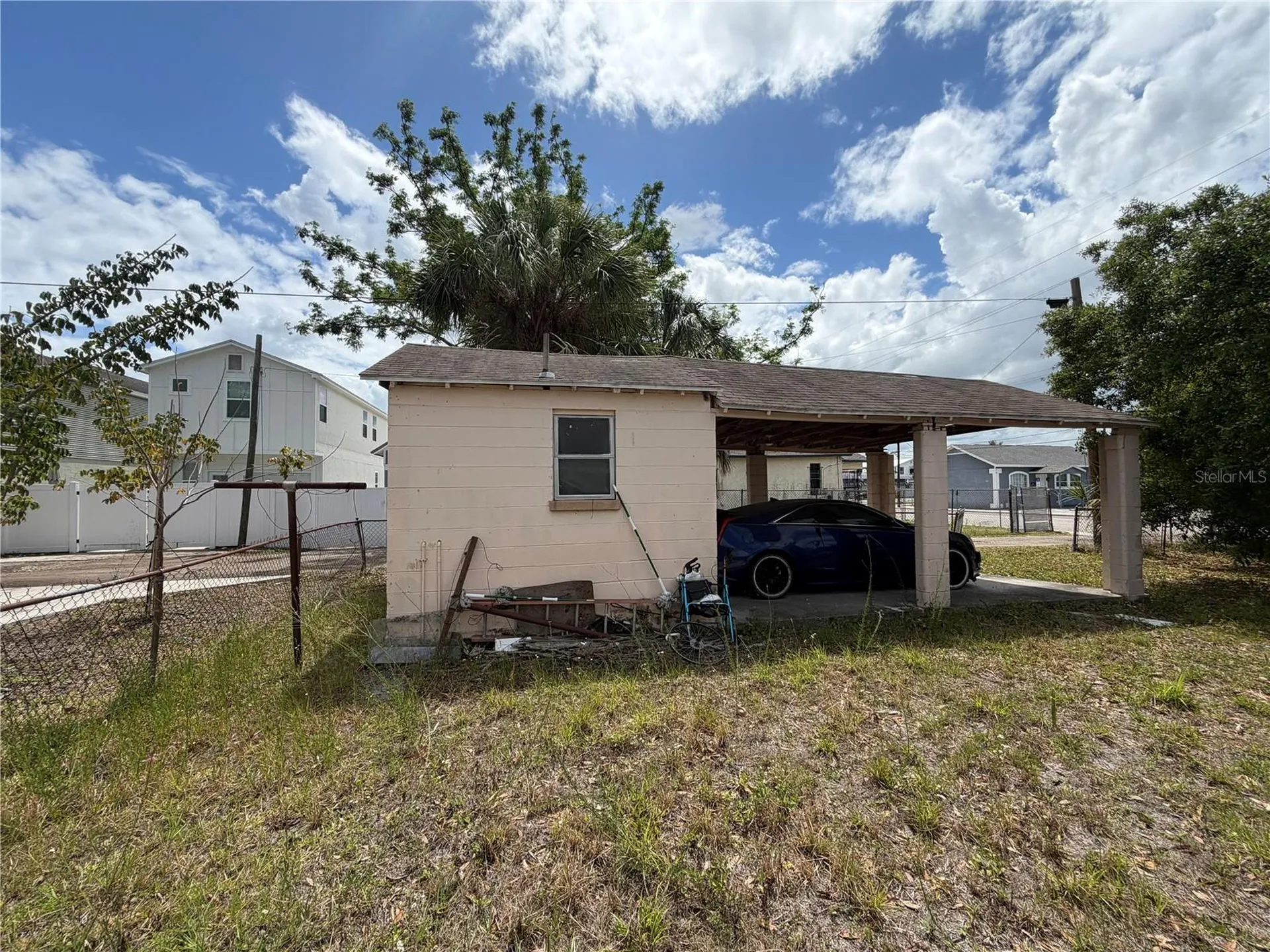 2342 W Chestnut Street Tampa FL 33607