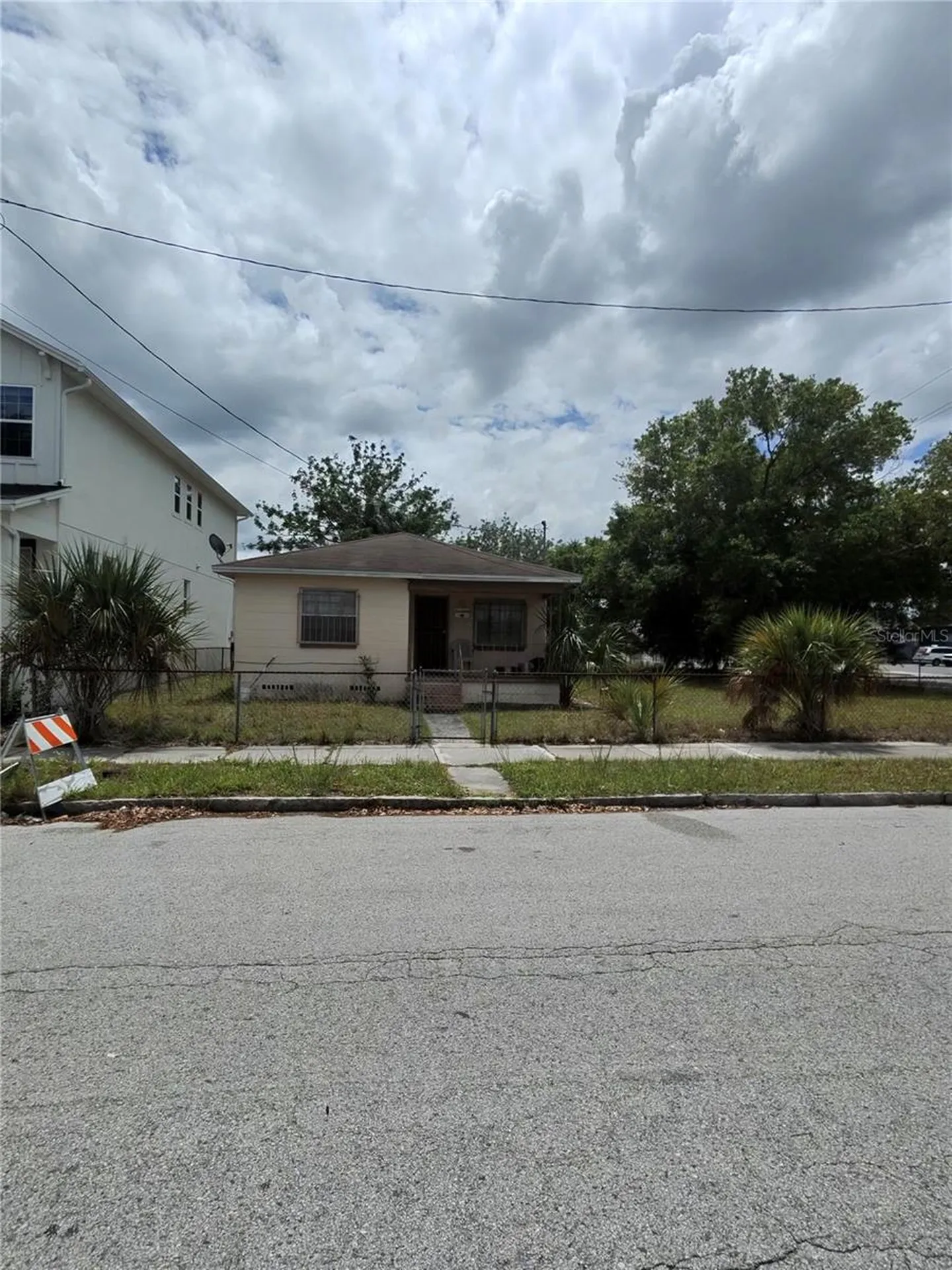 2342 W Chestnut Street Tampa FL 33607