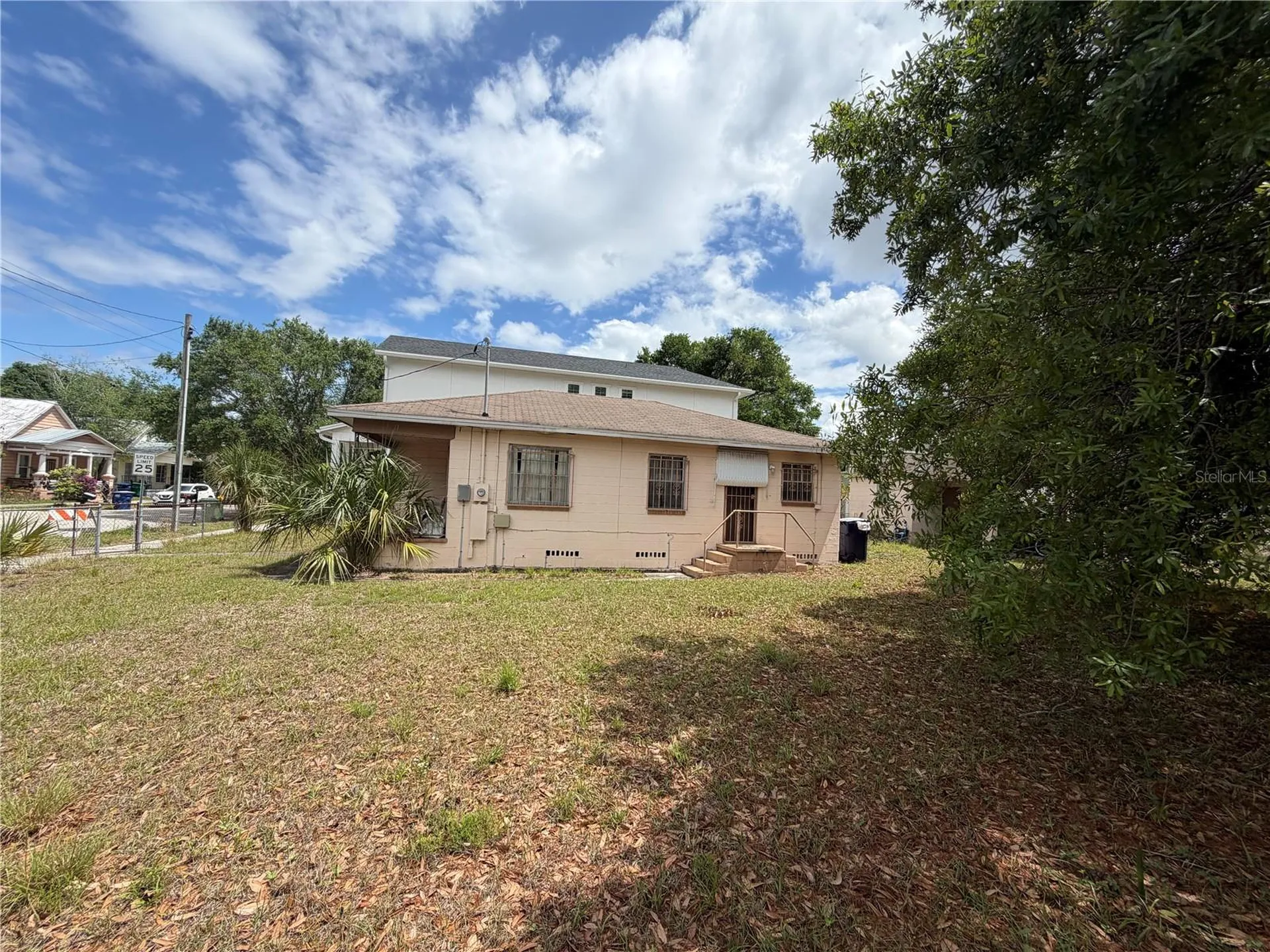 2342 W Chestnut Street Tampa FL 33607