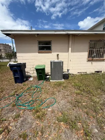 2342 W Chestnut Street Tampa FL 33607