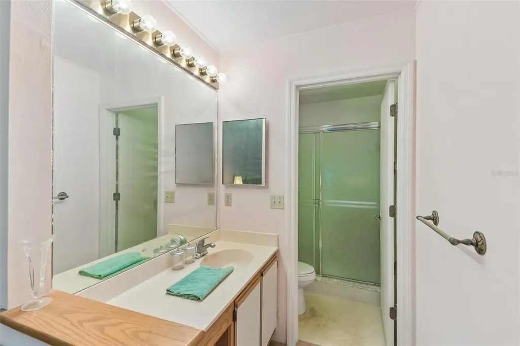 5100 Burchette Road Tampa FL 33647