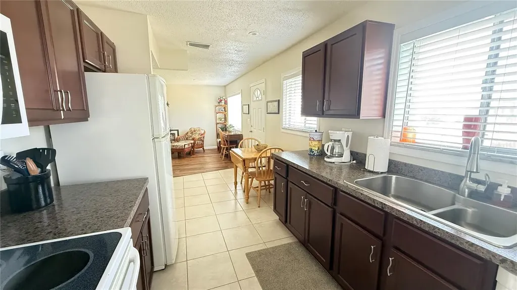 1528 Council Drive Sun City Center FL 33573