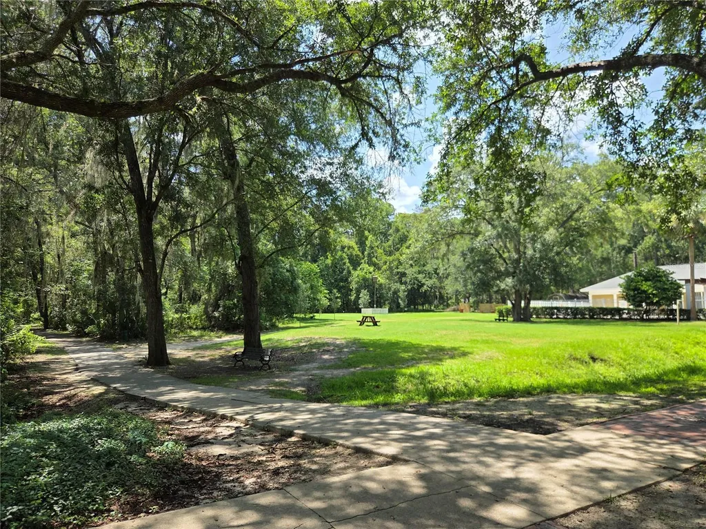 9172 SW 52nd Road Gainesville FL 32608