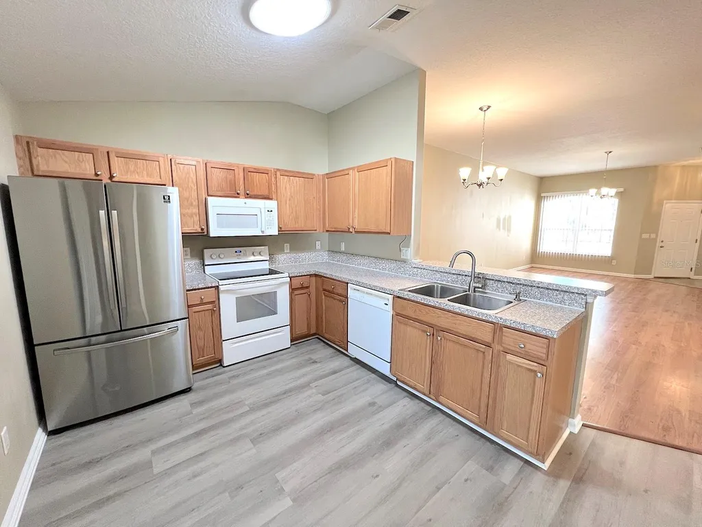 20 Regis Lane Palm Coast FL 32164