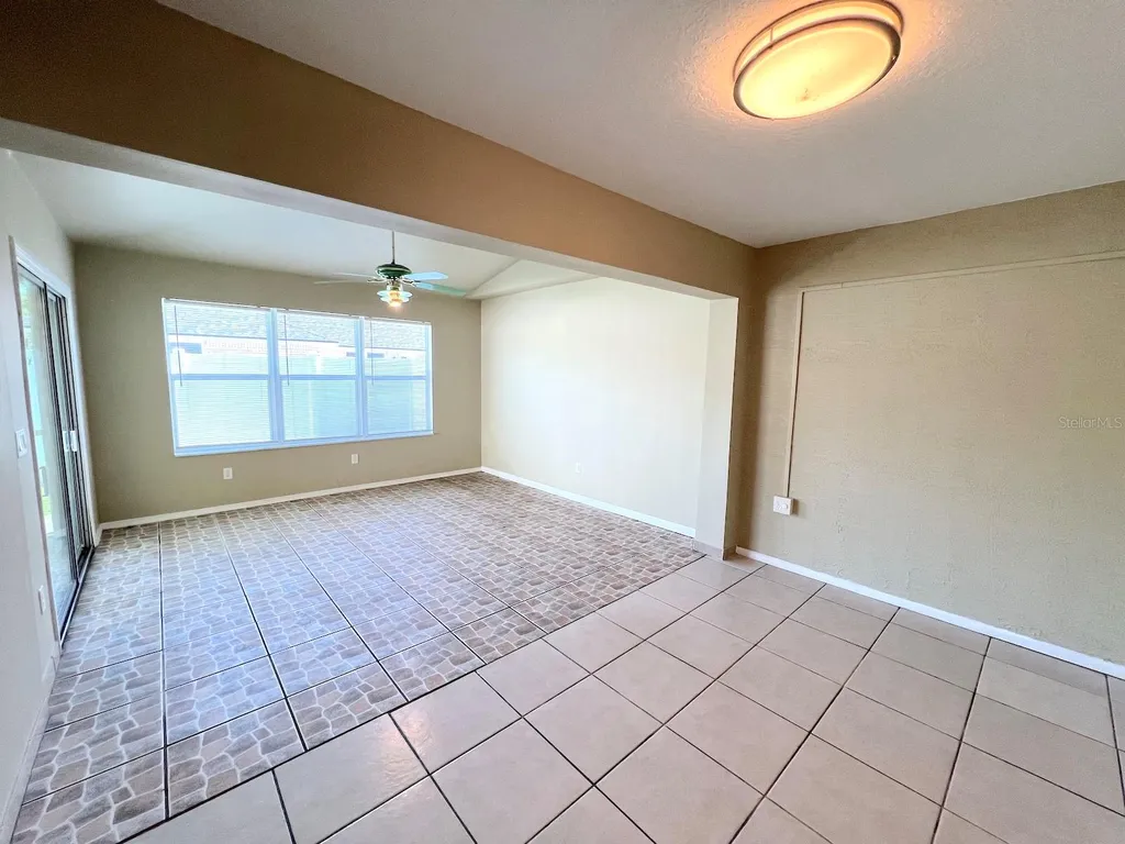 20 Regis Lane Palm Coast FL 32164