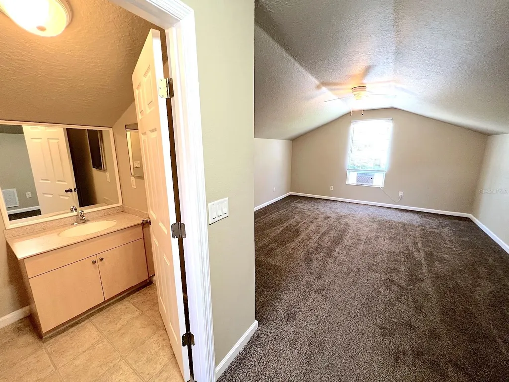 20 Regis Lane Palm Coast FL 32164