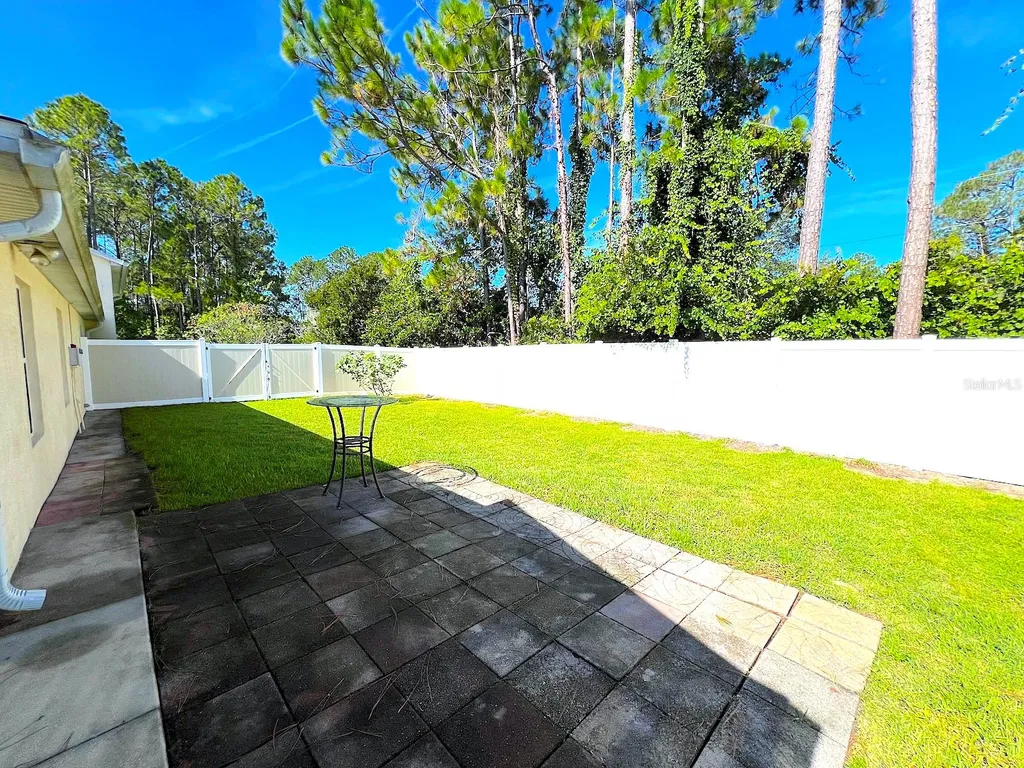 20 Regis Lane Palm Coast FL 32164