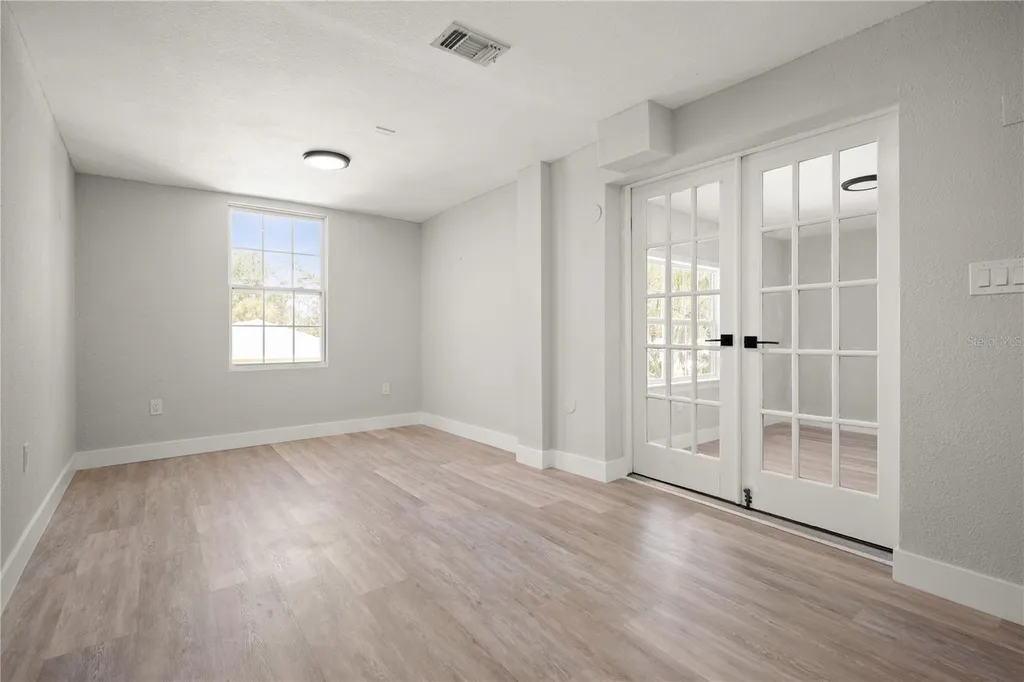 309 Bath Street Tarpon Springs FL 34689