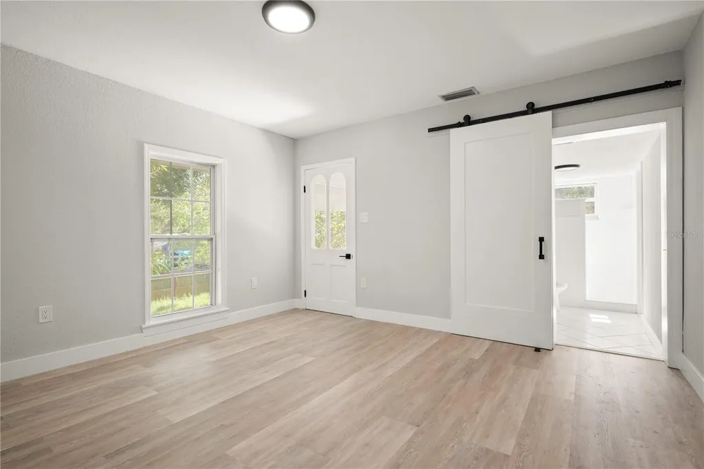 309 Bath Street Tarpon Springs FL 34689