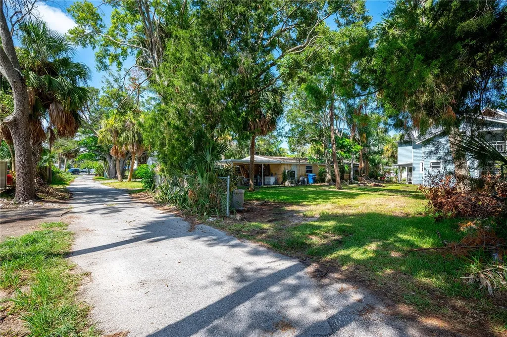 309 Bath Street Tarpon Springs FL 34689