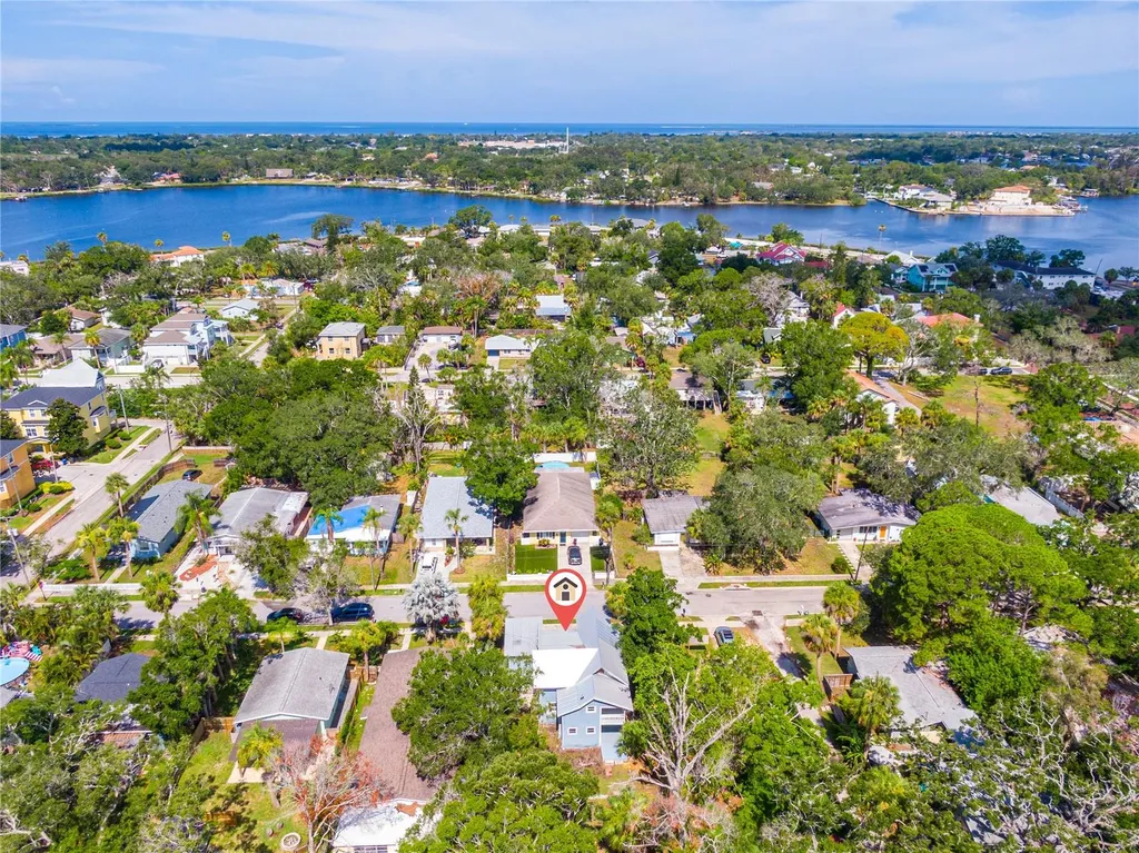 309 Bath Street Tarpon Springs FL 34689