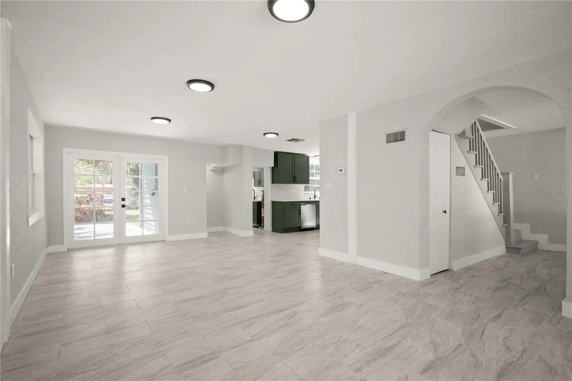 309 Bath Street Tarpon Springs FL 34689