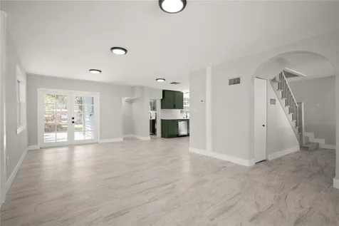 309 Bath Street Tarpon Springs FL 34689