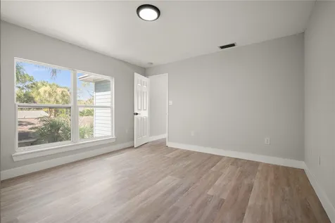 309 Bath Street Tarpon Springs FL 34689
