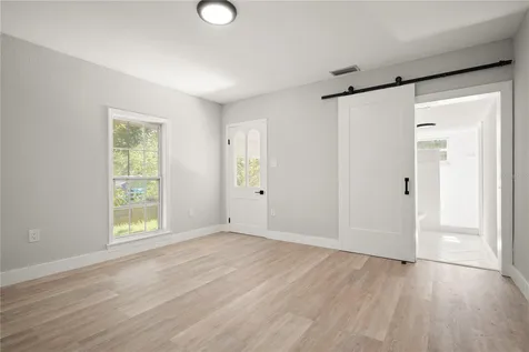 309 Bath Street Tarpon Springs FL 34689