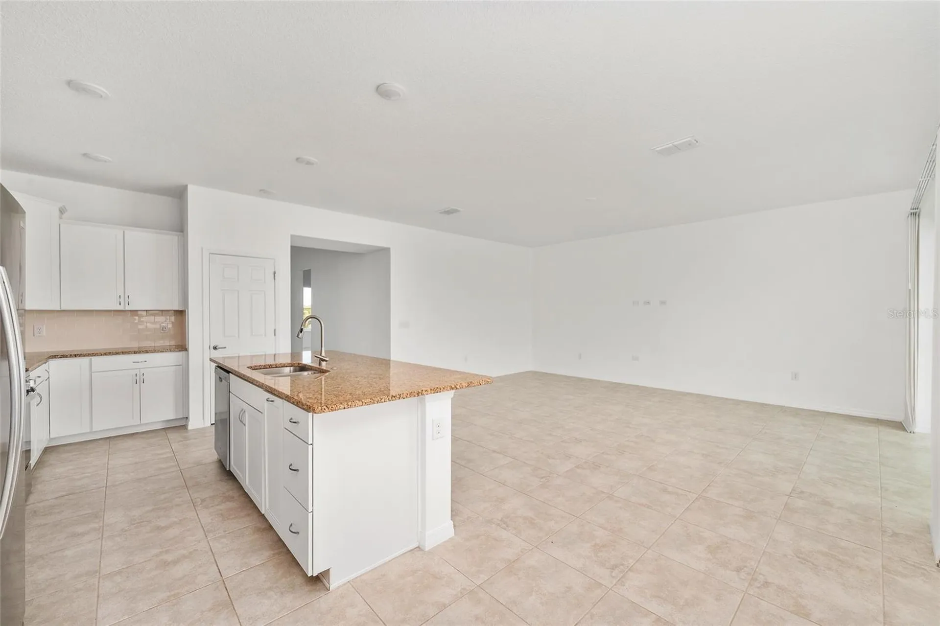 6175 SW 74th Court Ocala FL 34474