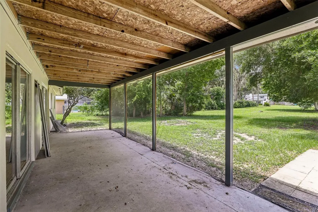 28 Linda Lane Kissimmee FL 34744