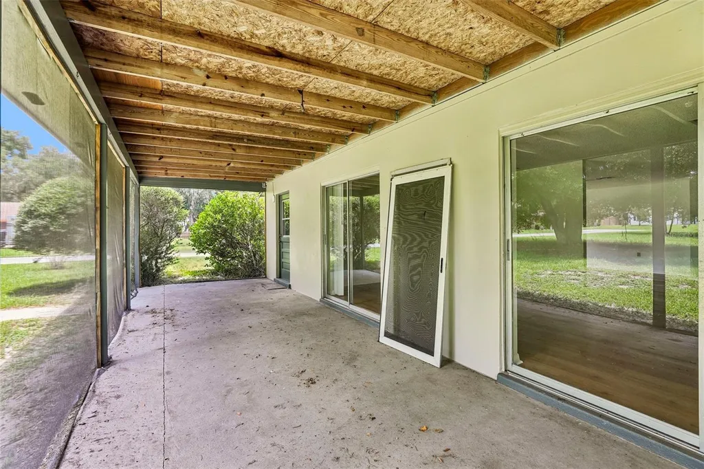 28 Linda Lane Kissimmee FL 34744