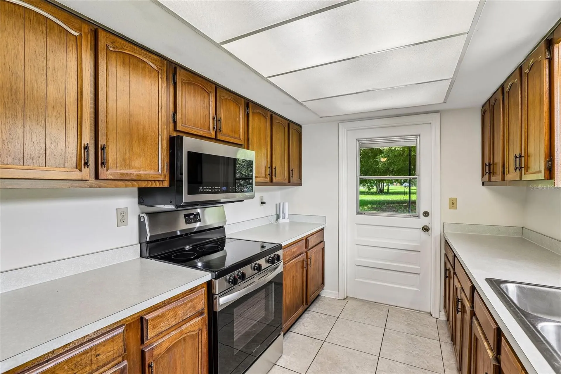 28 Linda Lane Kissimmee FL 34744