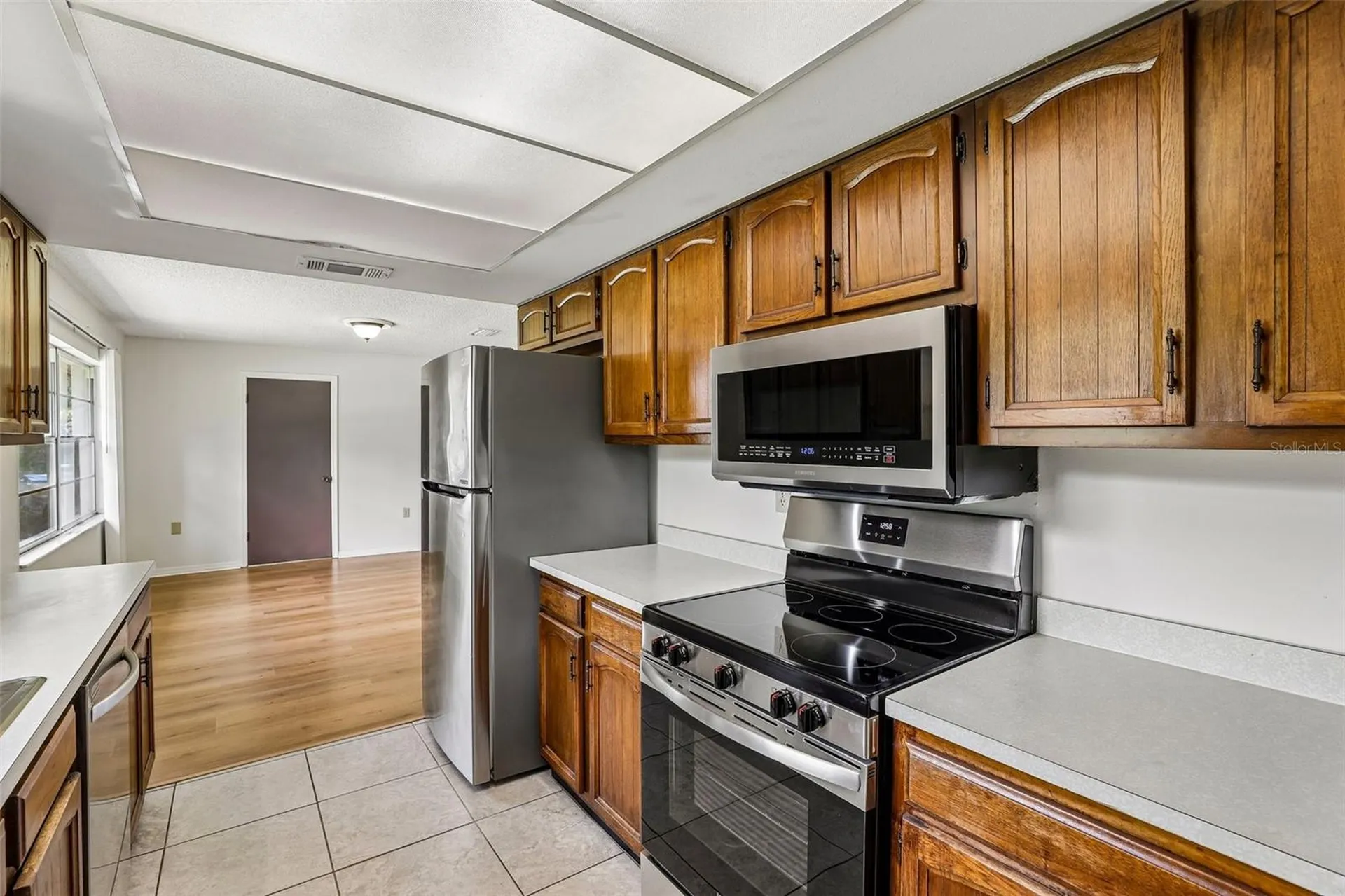 28 Linda Lane Kissimmee FL 34744