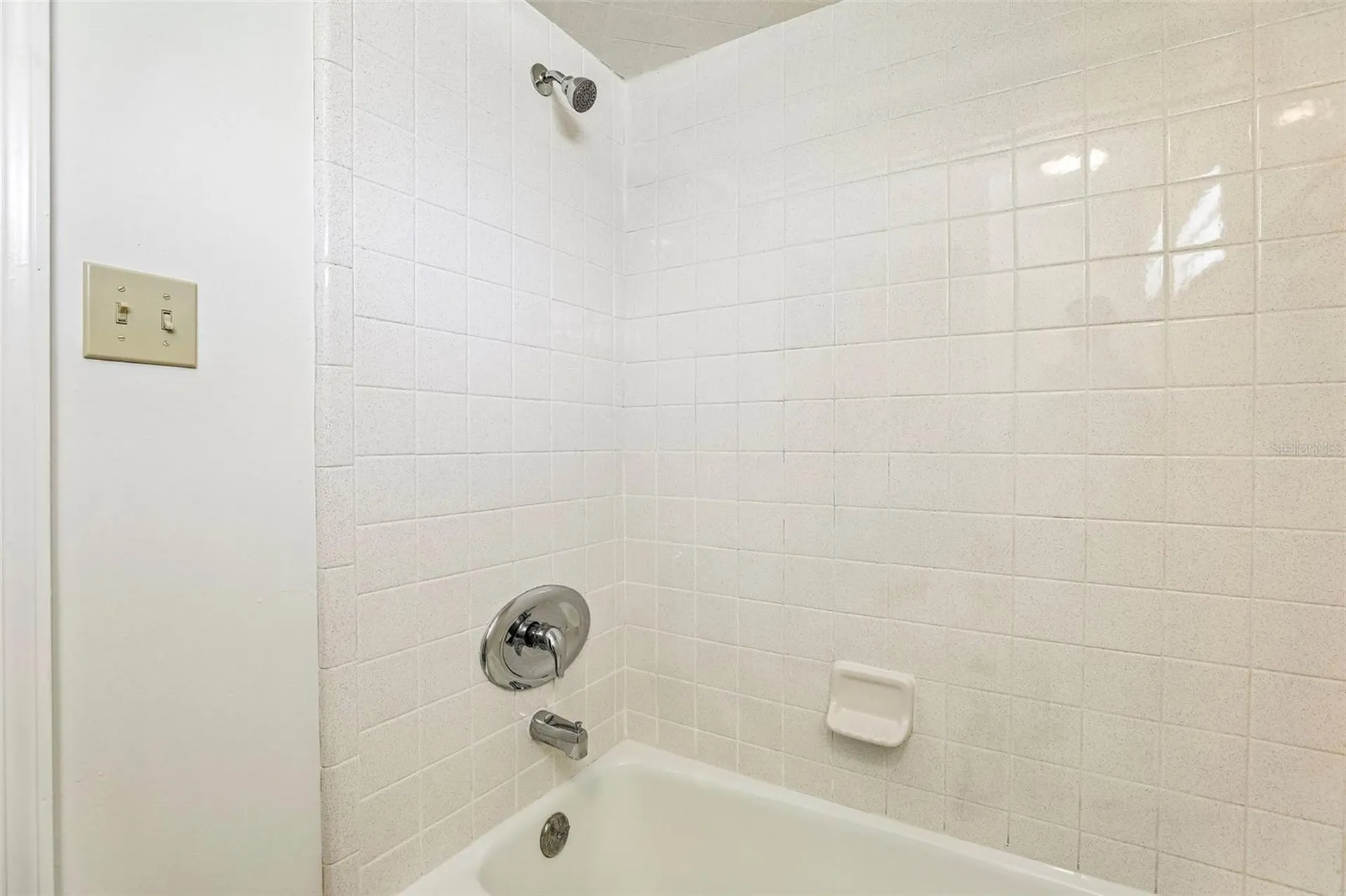 28 Linda Lane Kissimmee FL 34744
