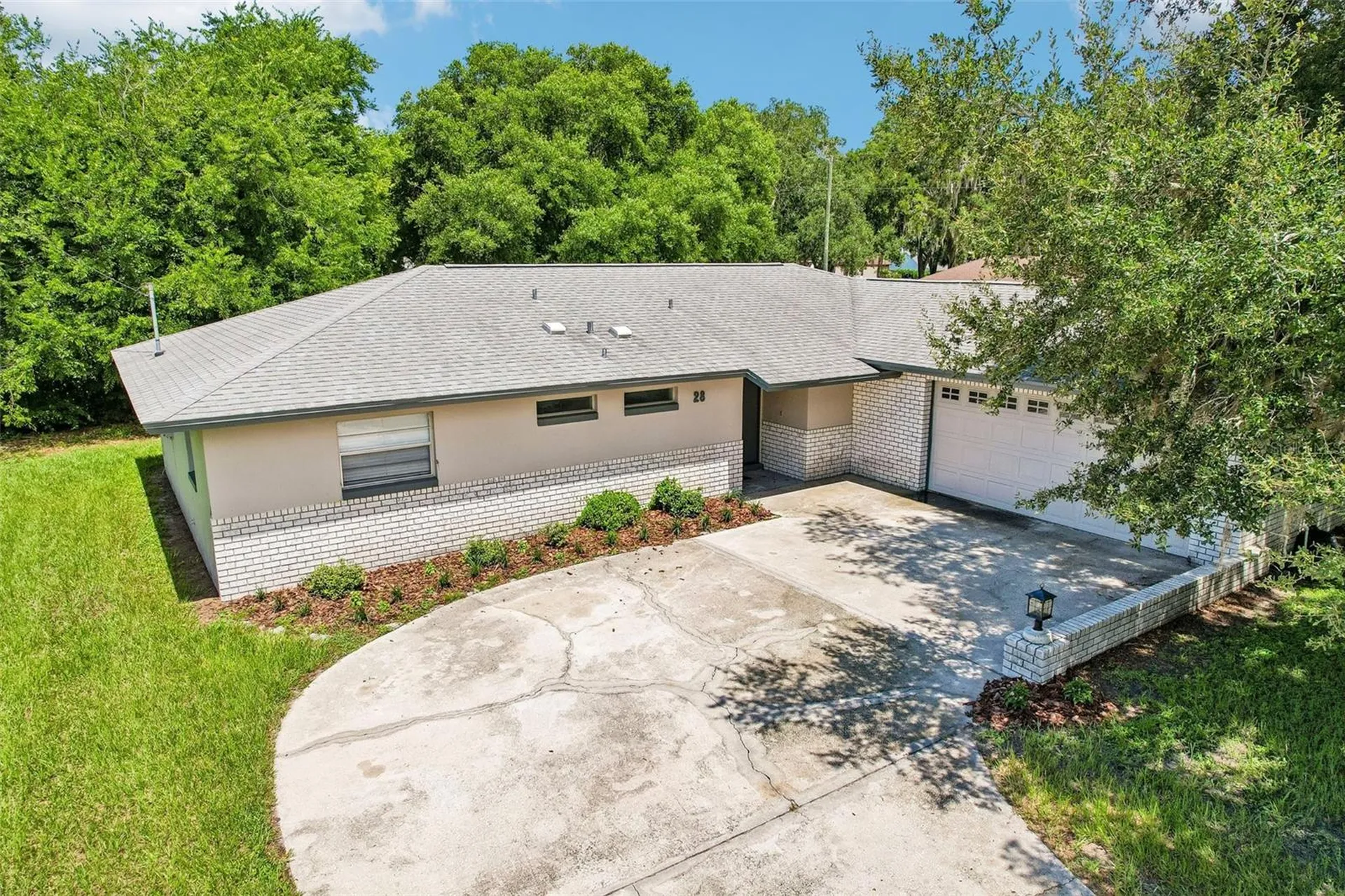 28 Linda Lane Kissimmee FL 34744