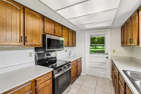 28 Linda Lane Kissimmee FL 34744