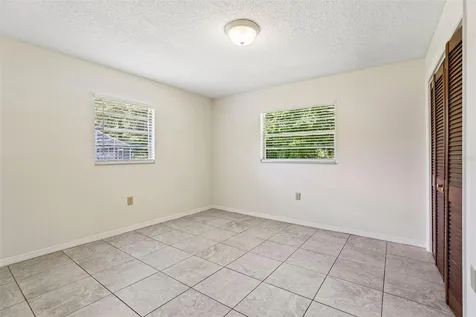 28 Linda Lane Kissimmee FL 34744