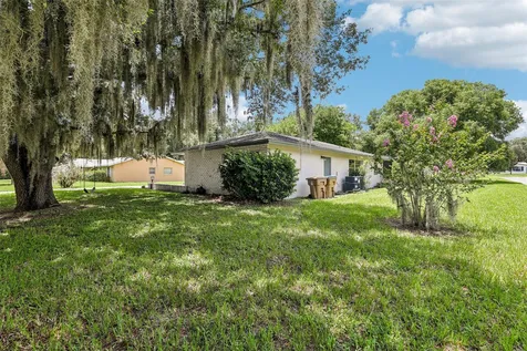 28 Linda Lane Kissimmee FL 34744